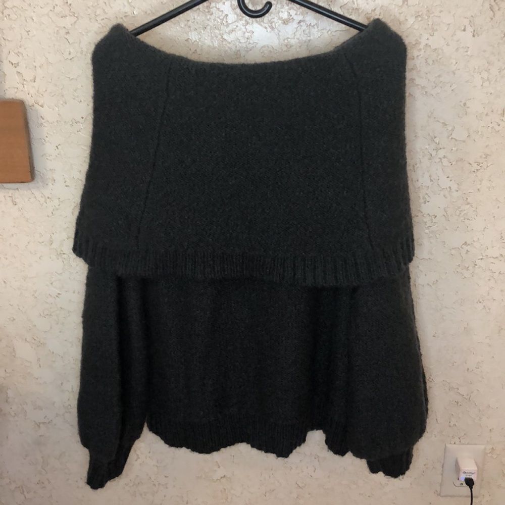L’ACADEMIE Vesper Sweater in Grey - Picture 12 of 15